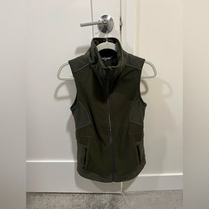 Athleta Outlander Vest